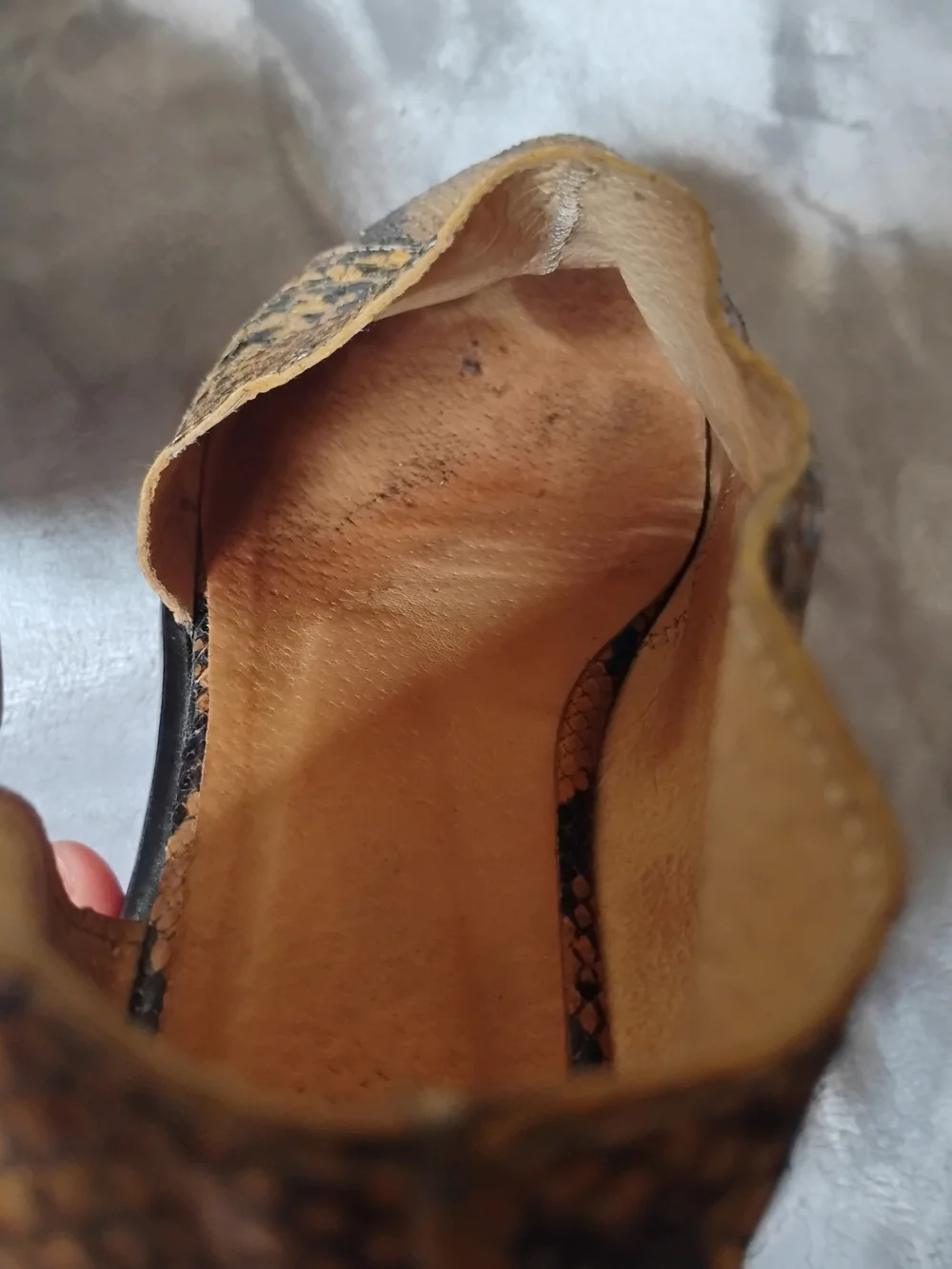 .Free People Royale Flat Snakeskin Python Leather Shoes Cutout Flats Sz 39 / 8.5